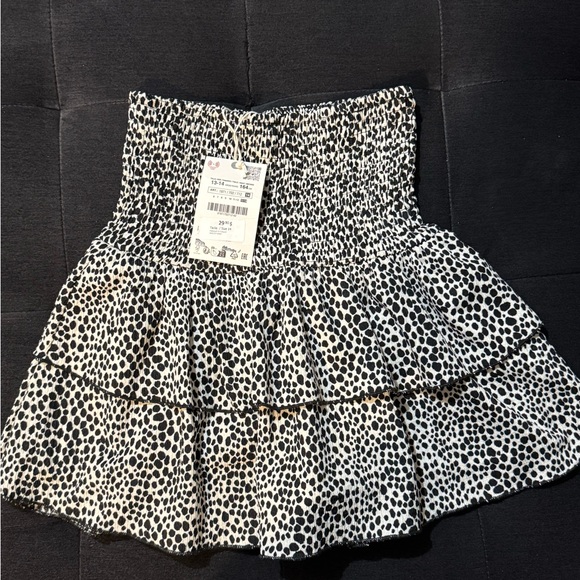 Zara Monochrome Spotted Mini Skirt - Picture 2 of 4